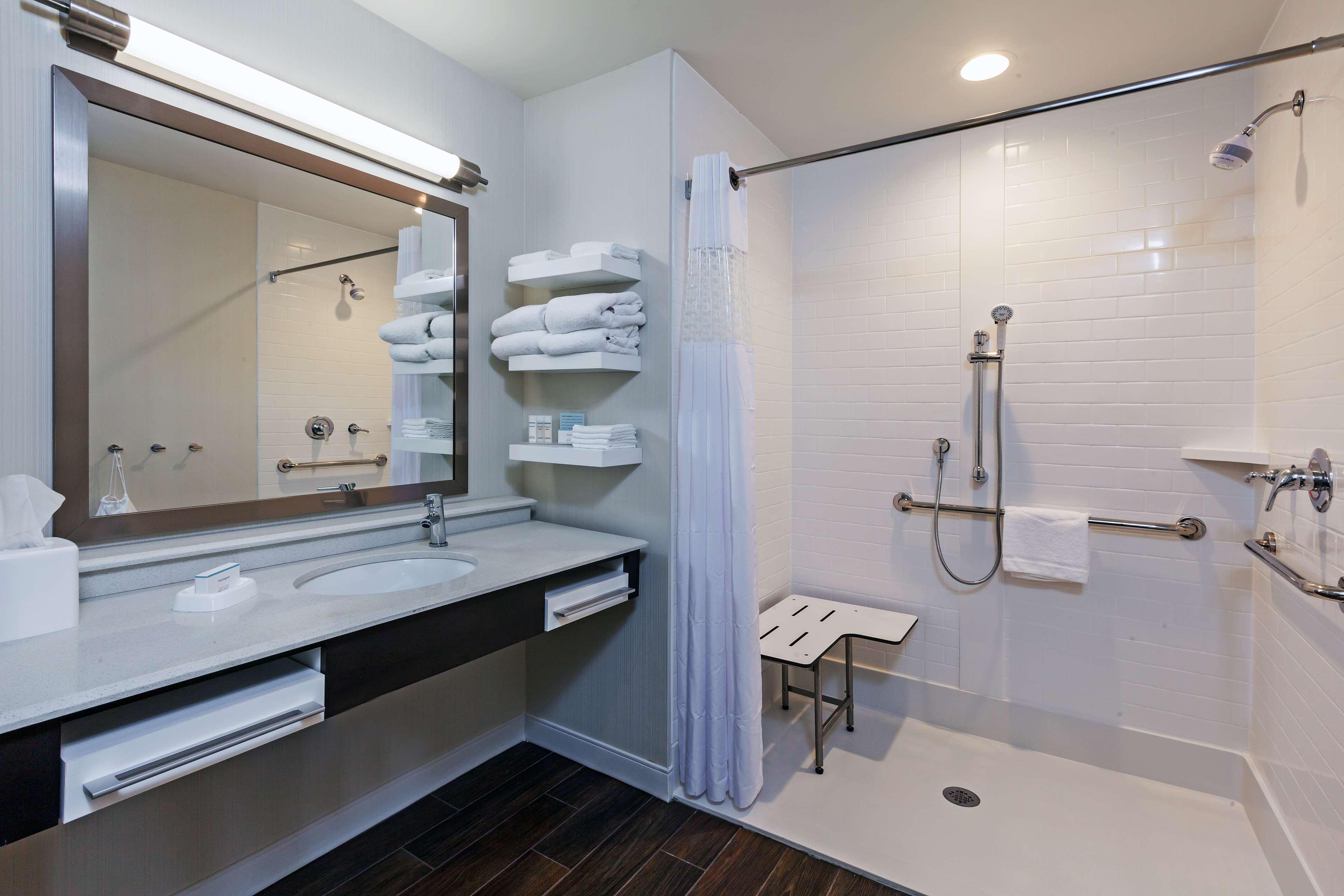 Hampton Inn & Suites Claremore Bagian luar foto