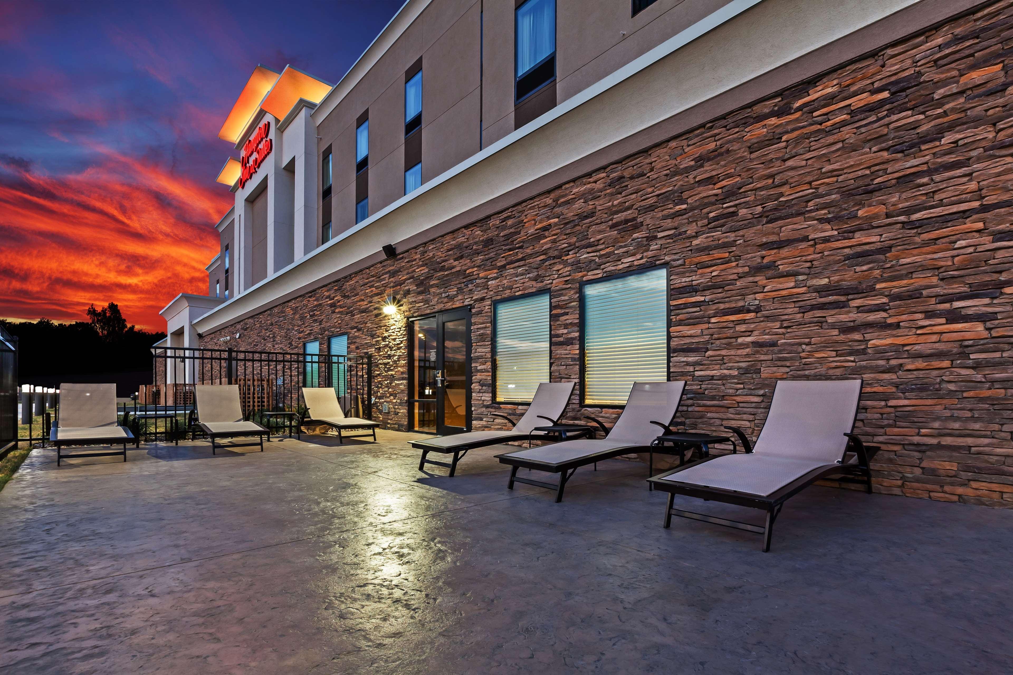 Hampton Inn & Suites Claremore Bagian luar foto