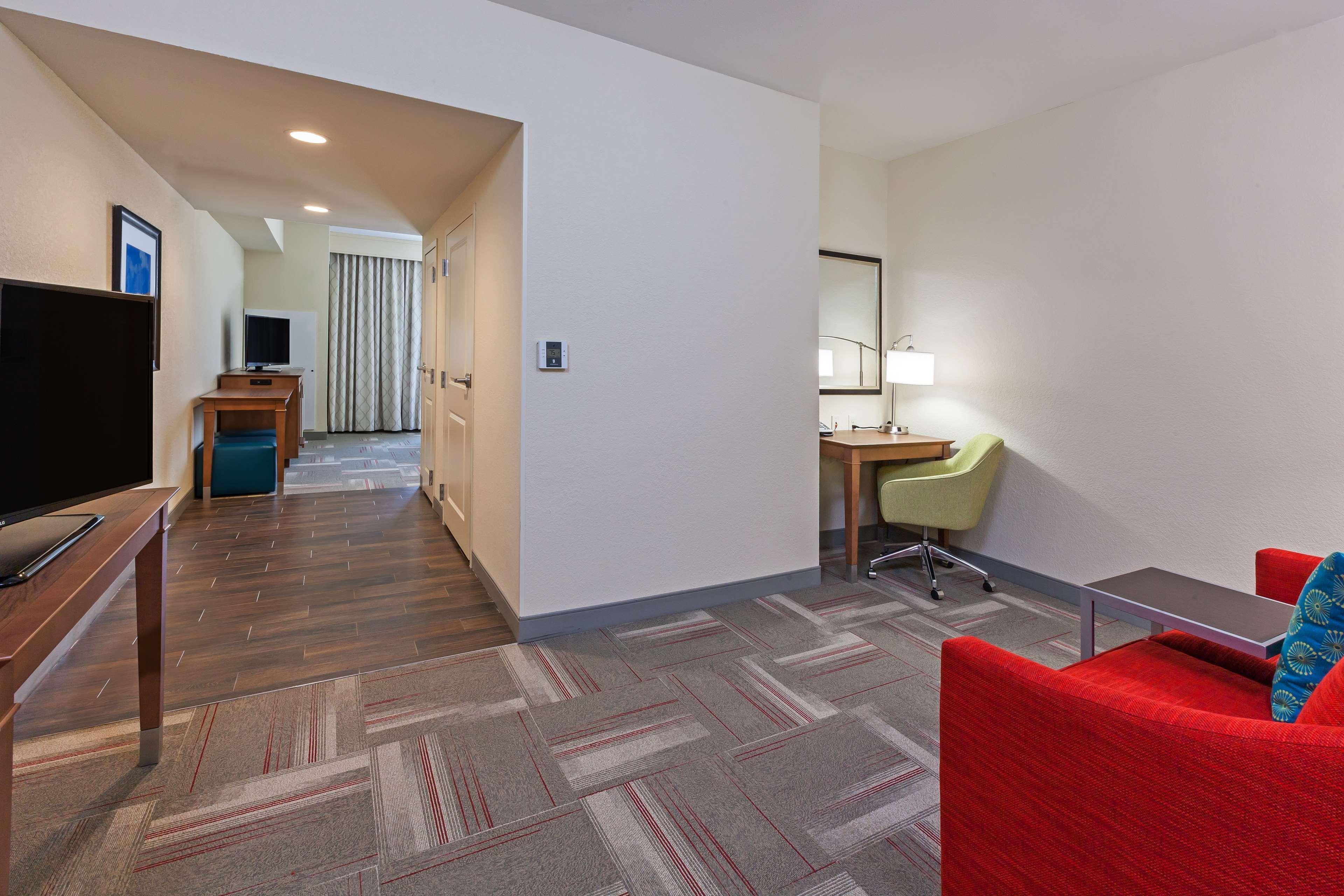 Hampton Inn & Suites Claremore Bagian luar foto