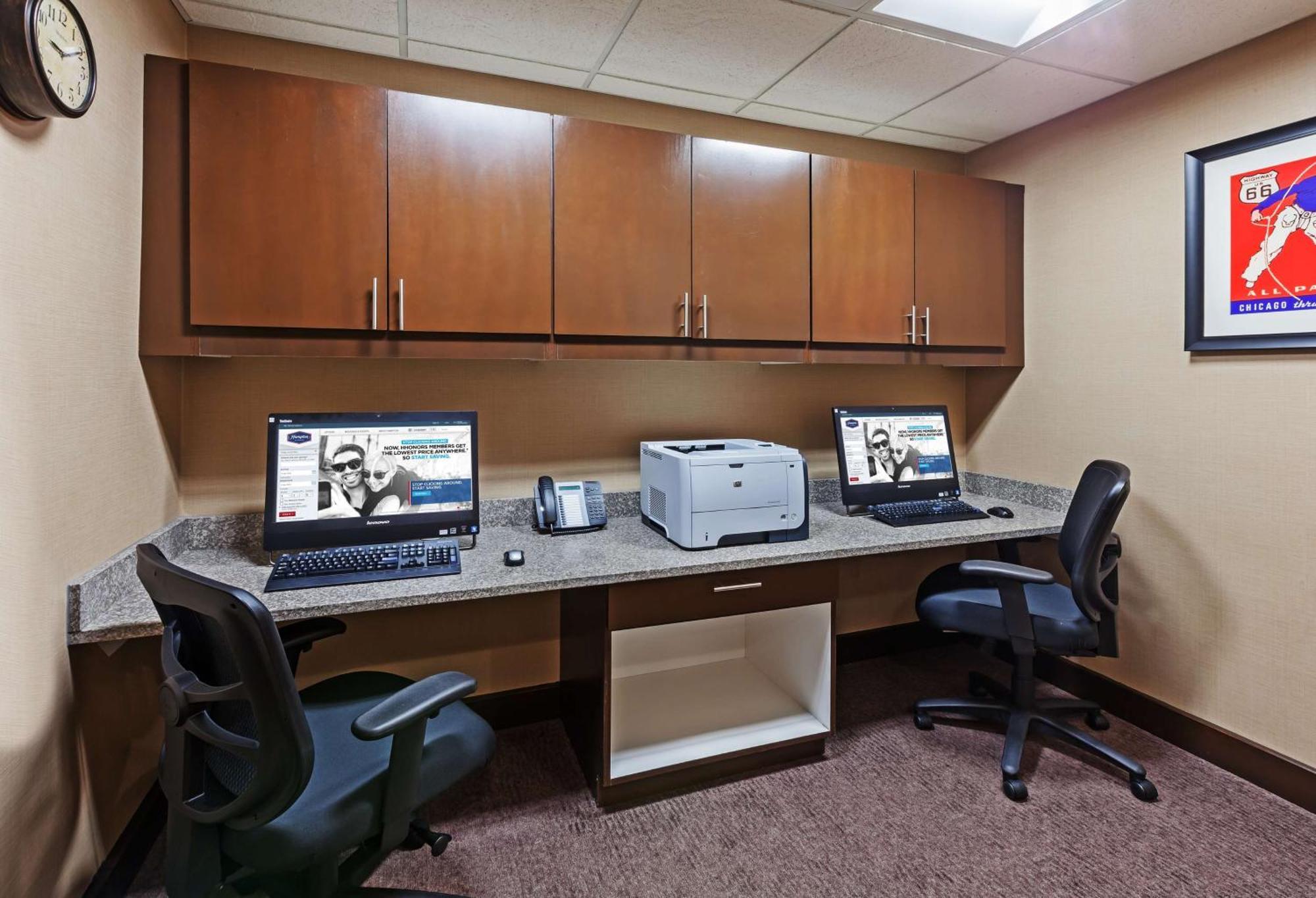 Hampton Inn & Suites Claremore Bagian luar foto
