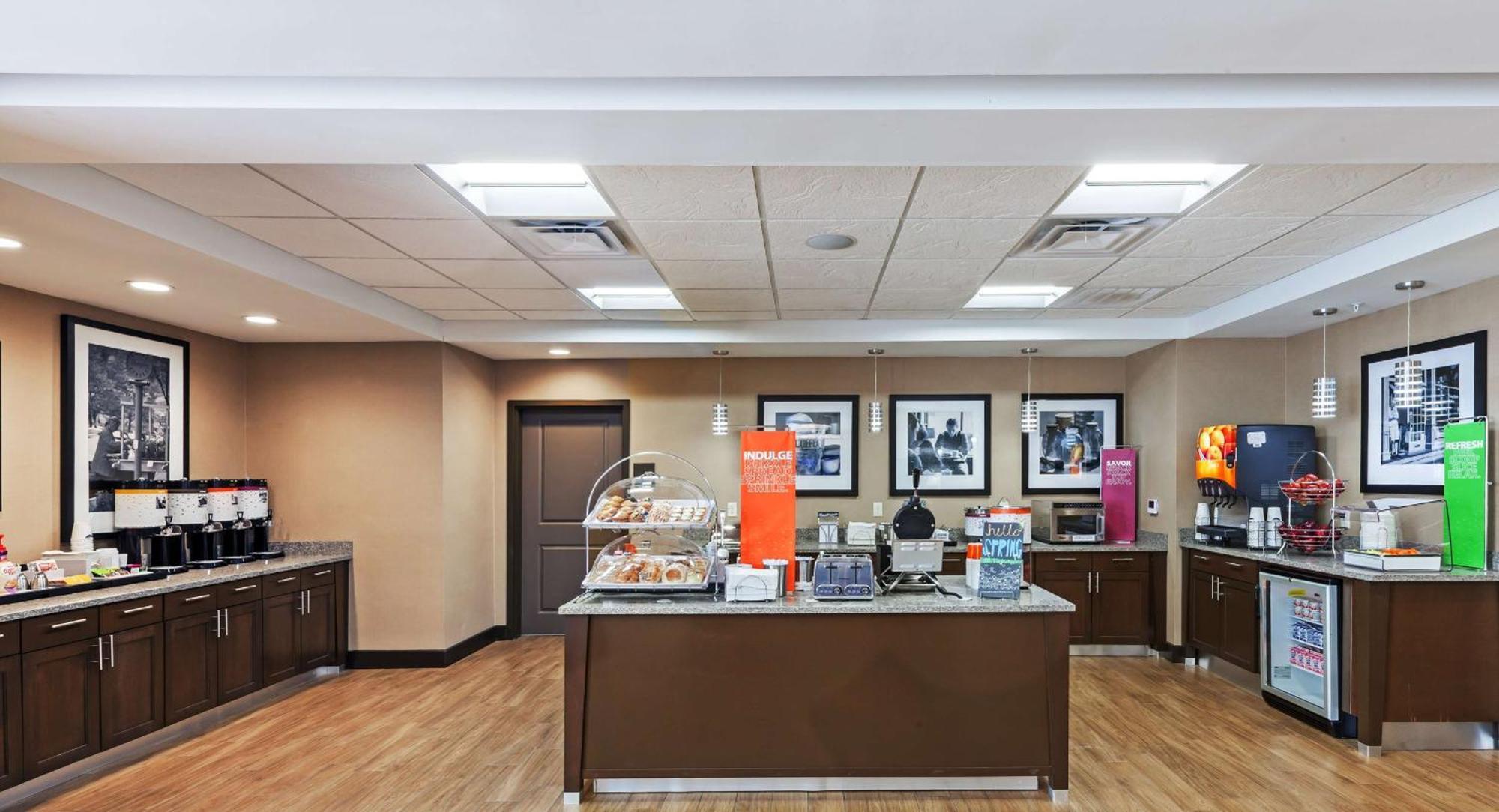 Hampton Inn & Suites Claremore Bagian luar foto